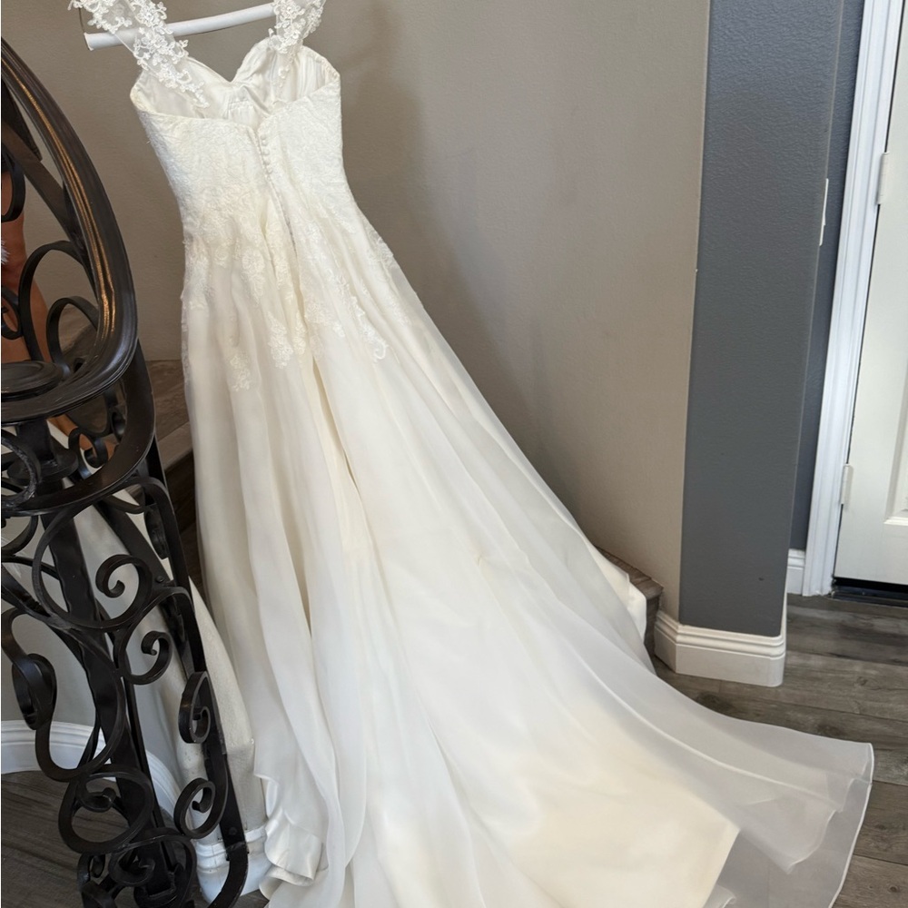 Cocomelody Wedding dress - Picture 5 of 7